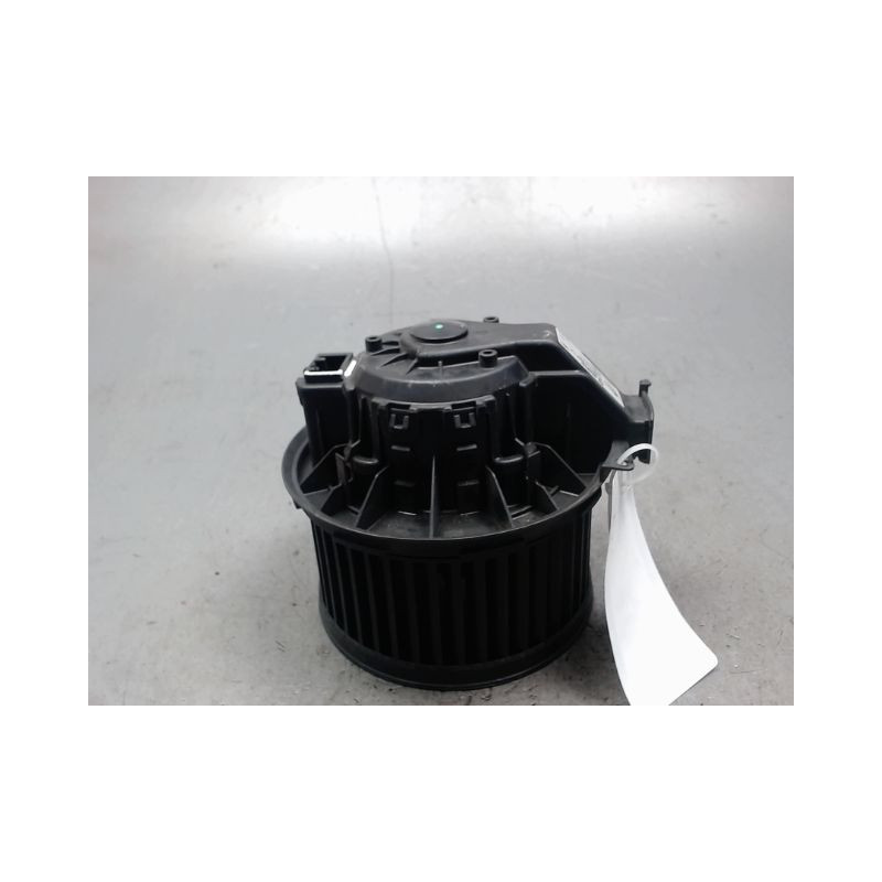MOTEUR VENTILATEUR CHAUFFAGE FORD FIESTA 2008-
