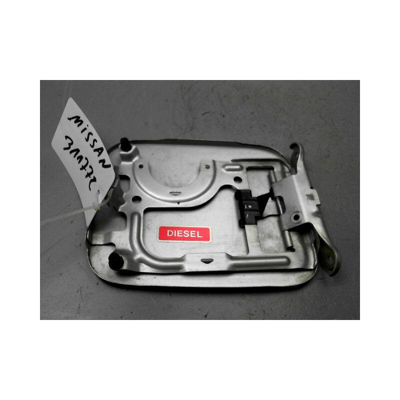 VOLET DE TRAPPE CARBURANT NISSAN ALMERA TINO MONOSP. Phase 1 2000-2003