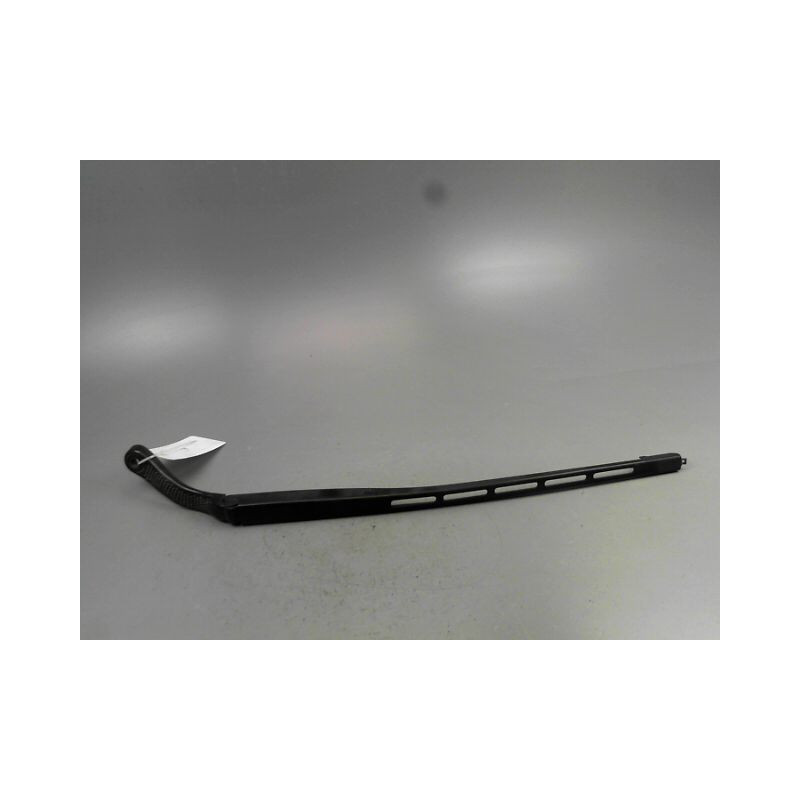BRAS ESSUIE-GLACE AVANT DROIT PEUGEOT 307 SW Phase 1 2002-2005