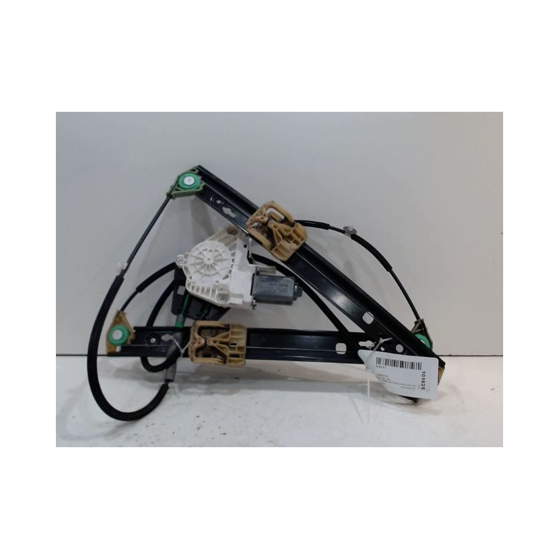 MECANISME+MOTEUR LEVE-GLACE AVANT GAUCHE AUDI A1