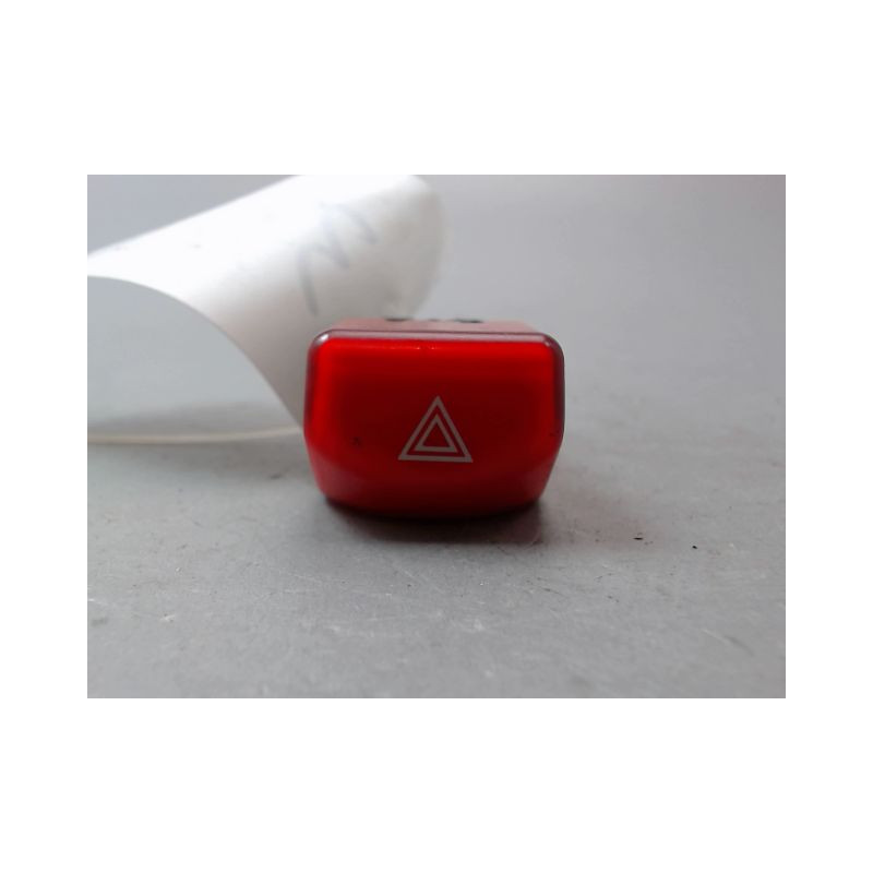 BOUTON DE WARNING NISSAN MICRA III Phase 1 2003-2005