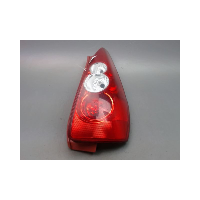 FEU ARRIERE DROIT MAZDA 5 MONOSP. I Phase 1 2005-2008