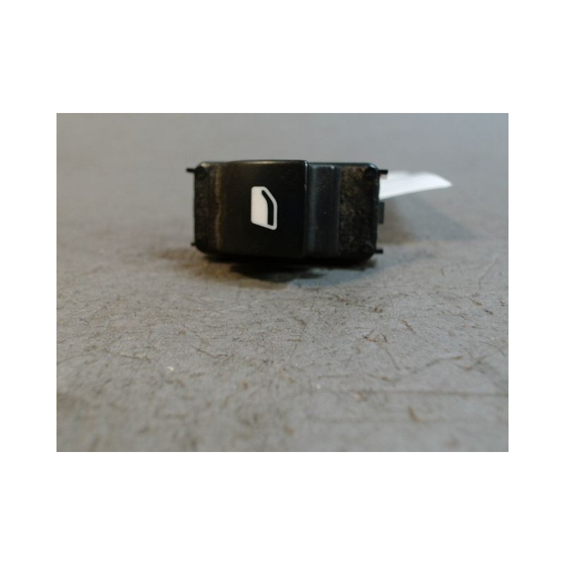 COMMANDE LEVE-GLACE PORTE AVD CITROEN JUMPY VITRE