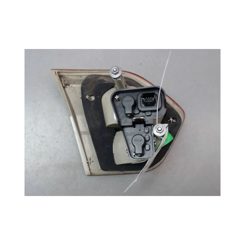 FEU ARRIERE INTERIEUR DROIT RENAULT FLUENCE