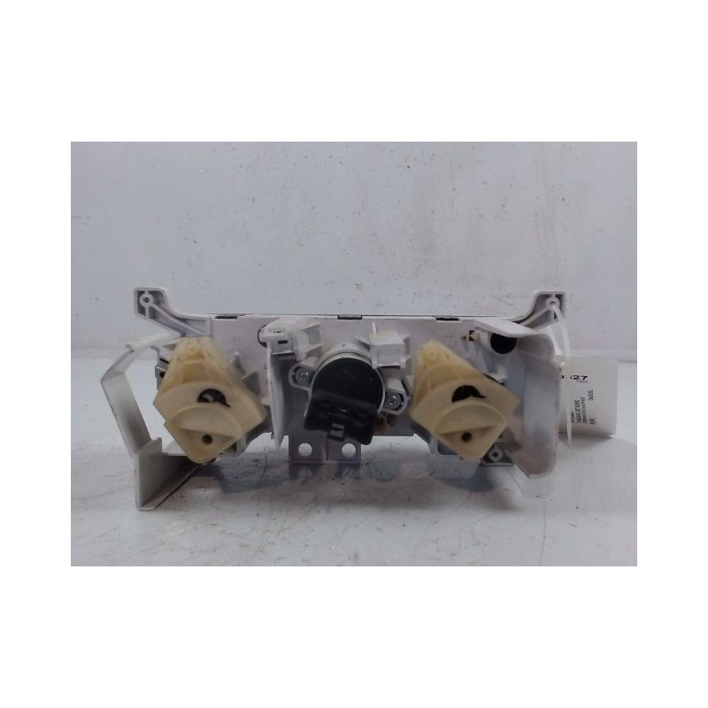 COMMANDE DE CHAUFFAGE LAND-ROVER FREELAND.