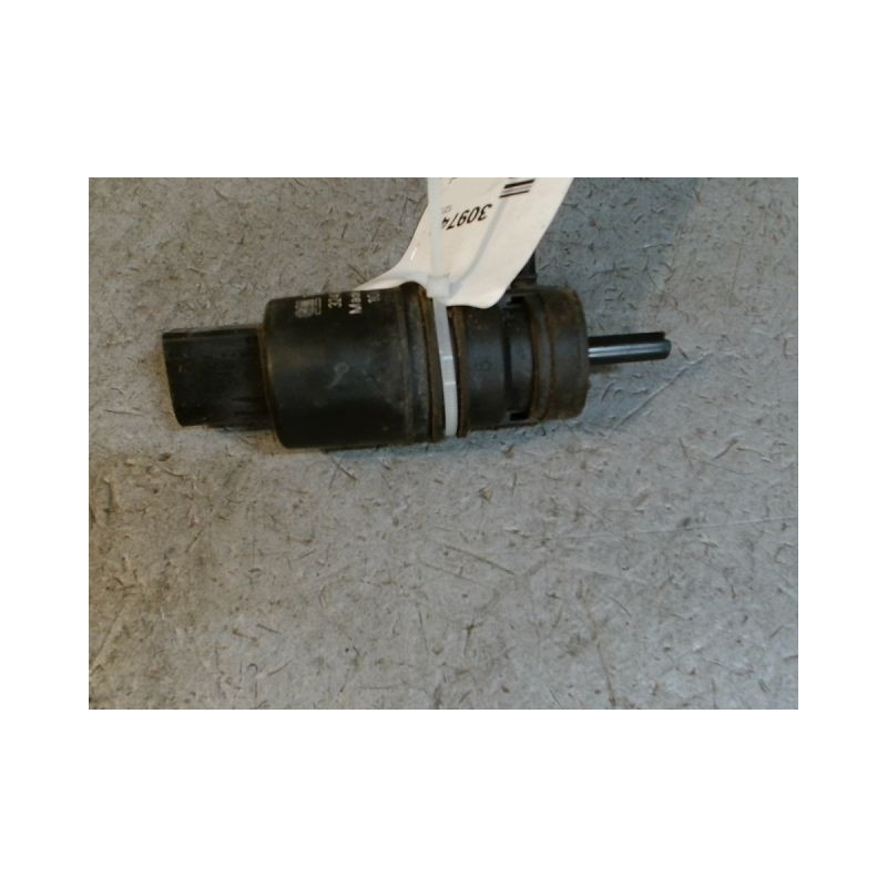 POMPE LAVE-GLACE AVANT SUZUKI SWIFT