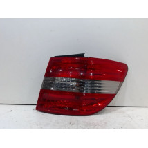 FEU ARRIERE DROIT MERCEDES CLASSE B