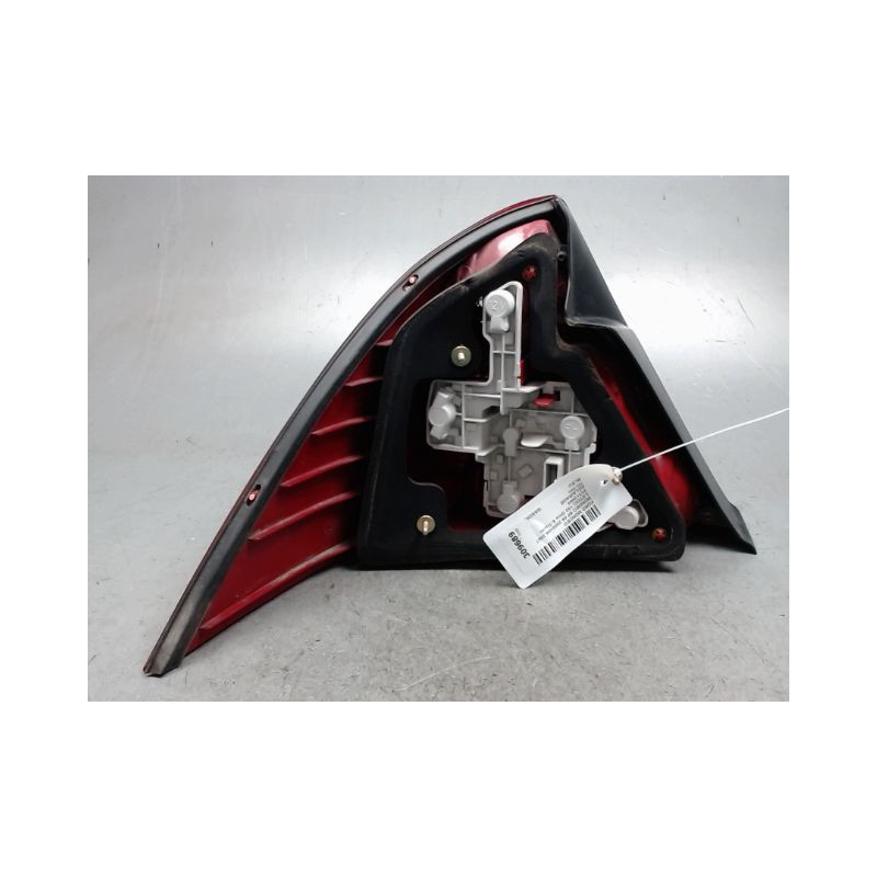 FEU ARRIERE DROIT FORD MONDEO 2000-2007