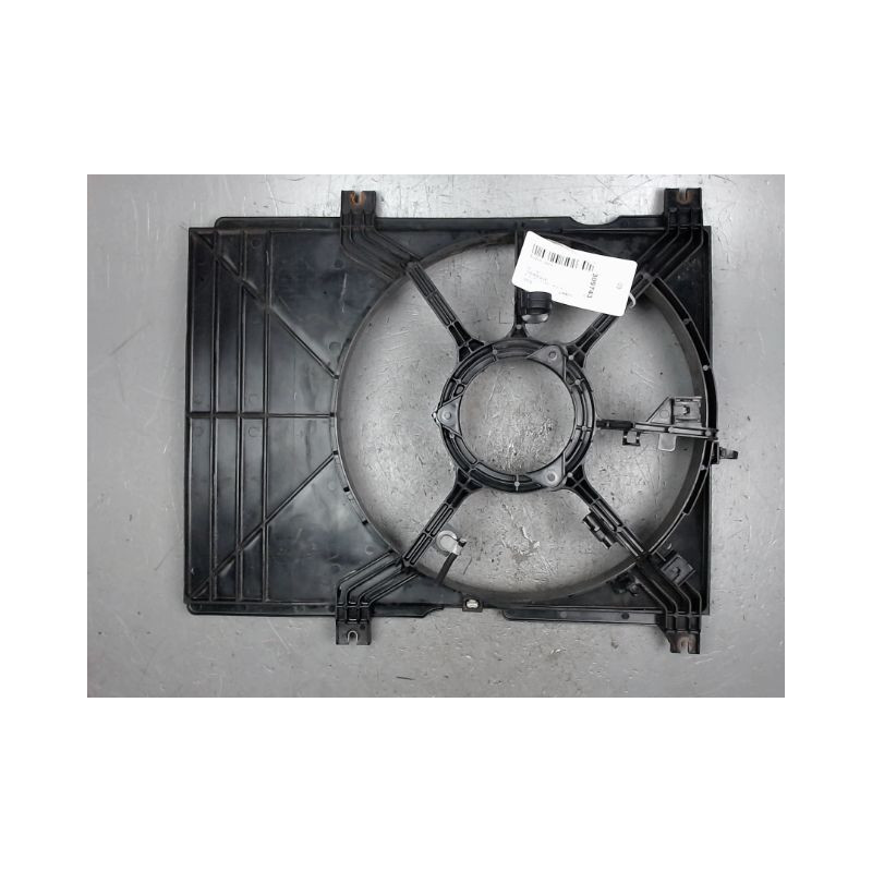 SUPPORT DE VENTILATEUR SUZUKI SWIFT