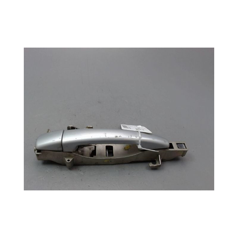 POIGNEE EXTERIEURE PORTE AVANT DROIT PEUGEOT 407 BERL. Phase 1 2004-2008