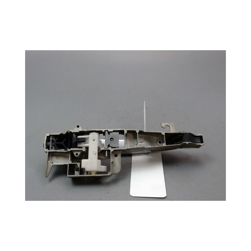 POIGNEE EXTERIEURE PORTE AVANT DROIT PEUGEOT 407 BERL. Phase 1 2004-2008
