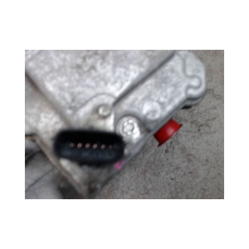 COMPRESSEUR AIR CONDITIONNE TOYOTA YARIS