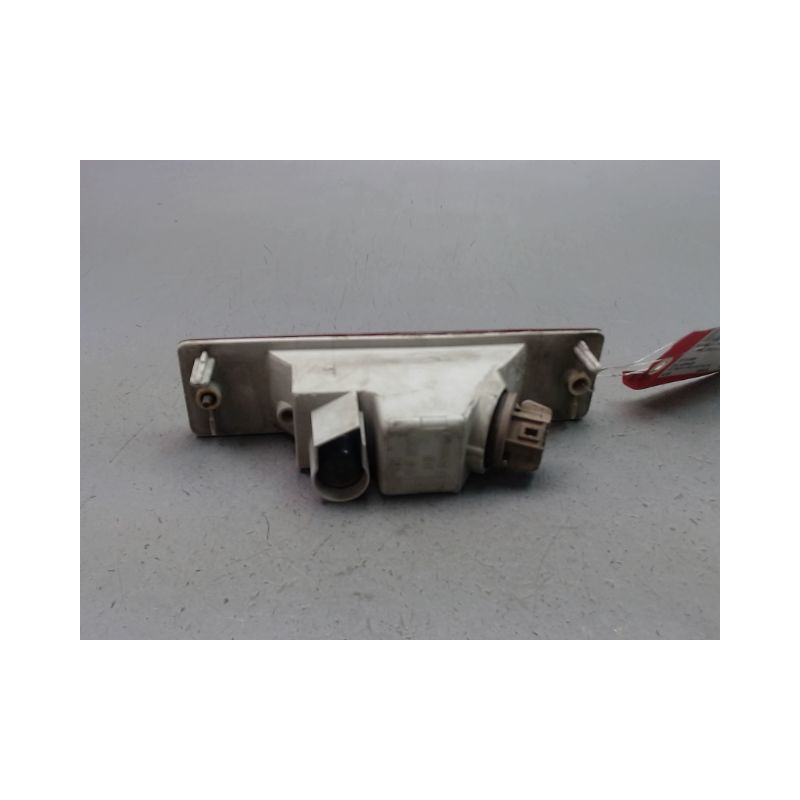 FEU BROUILLARD CENTRAL ARRIERE NISSAN X-TRAIL BREAK I Phase 2 2004-2007