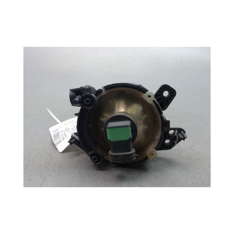 PHARE ANTIBROUILLARD AVANT DROIT MERCEDES CLASSE B 2008-