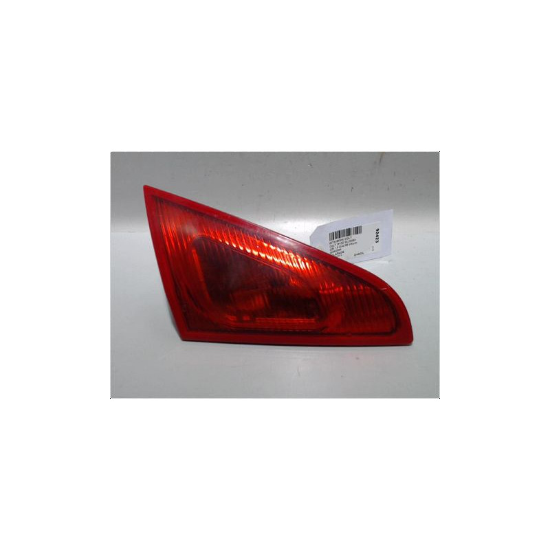 FEU ARRIERE INTERIEUR GAUCHE MITSUBISHI COLT CZ 2005-