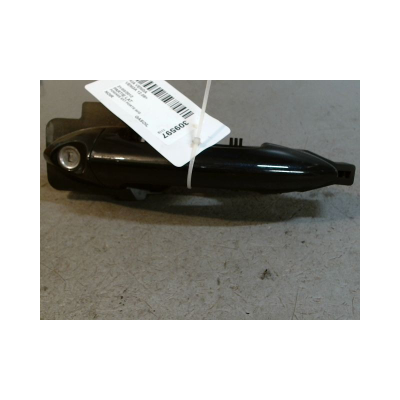 POIGNEE EXTERIEURE PORTE AVANT GAUCHE KIA VENGA 09-