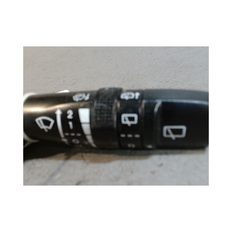 COMMANDE ESSUIE GLACE KIA VENGA 09-