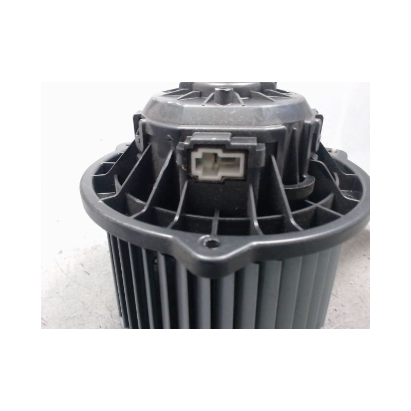 MOTEUR VENTILATEUR CHAUFFAGE KIA VENGA 09-