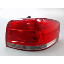 FEU ARRIERE DROIT AUDI A3 II Phase 1 (8P) 2003-2008