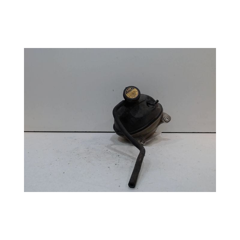 VASE EXPANSION TOYOTA AVENSIS