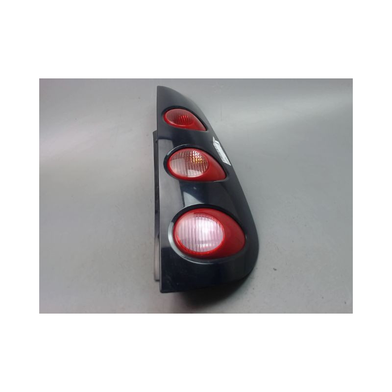 FEU ARRIERE DROIT SMART FORFOUR