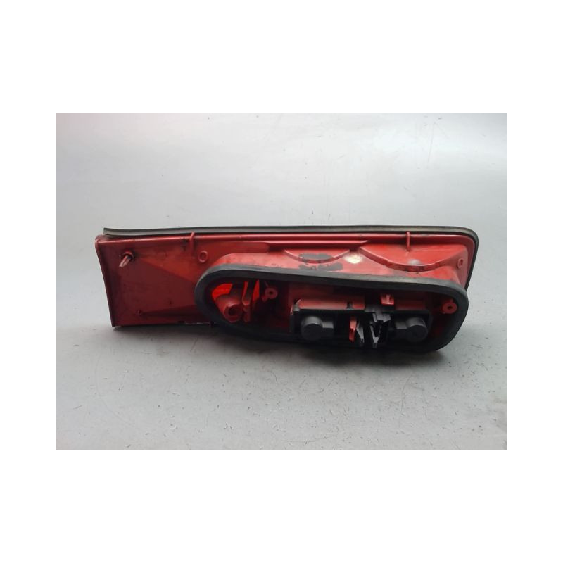 FEU ARRIERE INTERIEUR DROIT RENAULT SAFRANE Phase 2 1996-2000