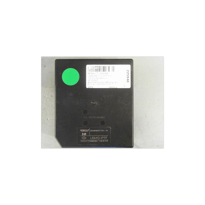 BOITE A FUSIBLES RENAULT LAGUNA III 07-10