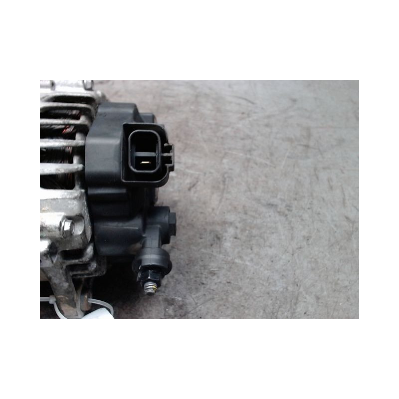 ALTERNATEUR KIA VENGA 09-