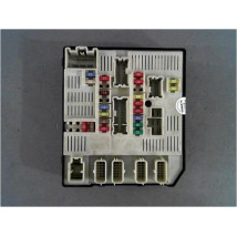 BOITE A FUSIBLES RENAULT LAGUNA III 07-10