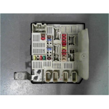 BOITE A FUSIBLES RENAULT SCENIC II PH.2 06-09