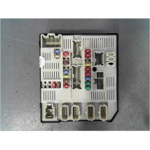 BOITE A FUSIBLES RENAULT LAGUNA III ESTATE 07-10