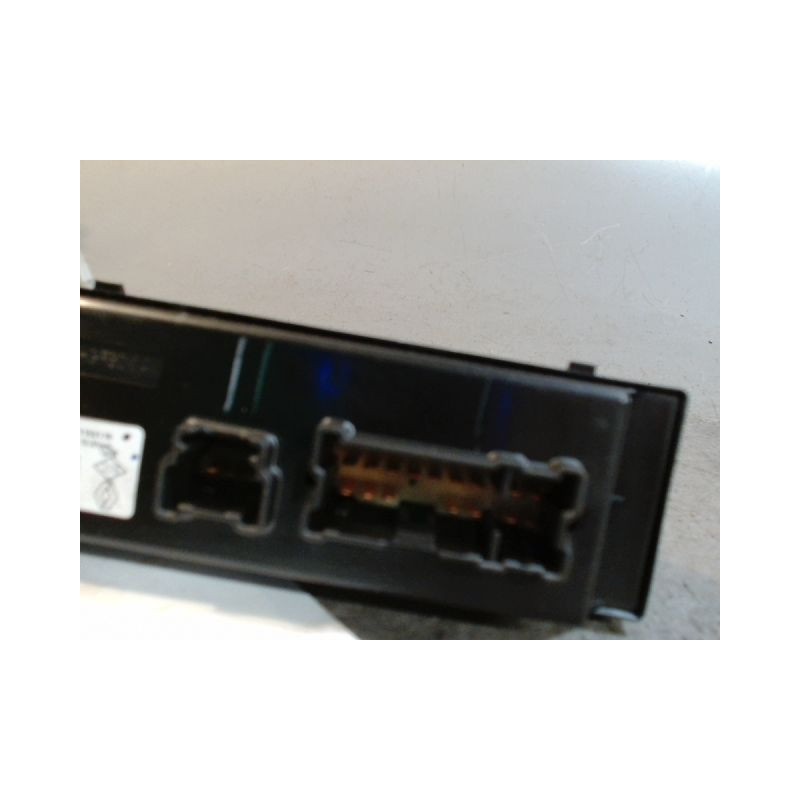 COMMANDE LEVE-GLACE PORTE AVG RENAULT KOLEOS