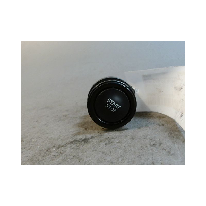 BOUTON DE DEMARRAGE RENAULT KOLEOS