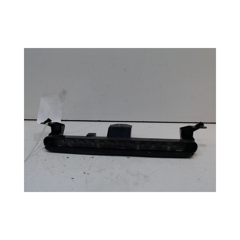 FEUX STOP SUPPLEMENTAIRE VOLVO XC70