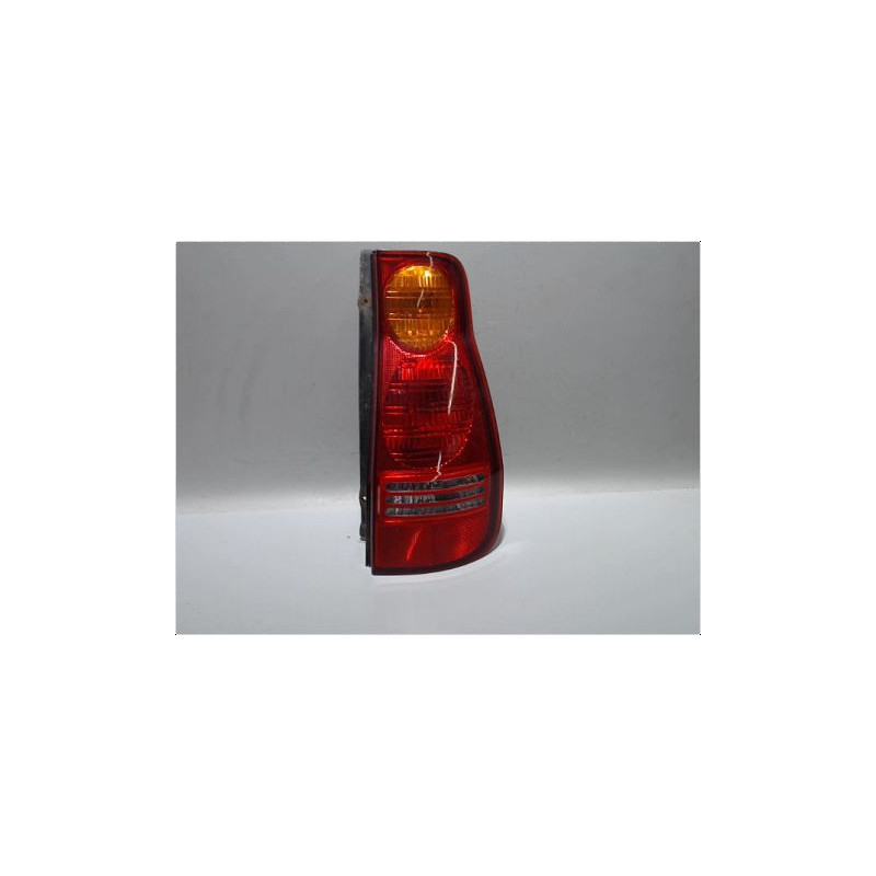 FEU ARRIERE DROIT HYUNDAI MATRIX PH2 01-09
