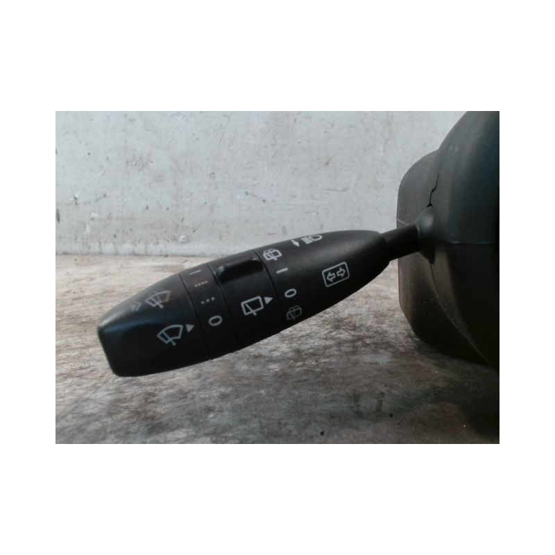 COMMANDE CLIGNOTANT MERCEDES CLASSE C BREAK 2004-