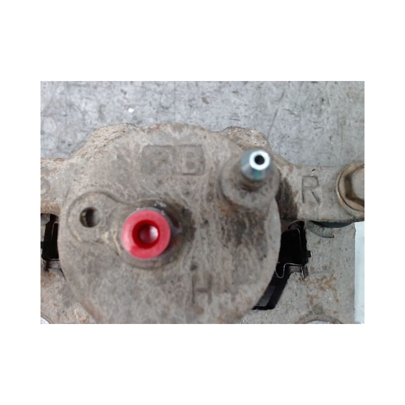 ETRIER DE FREIN AVANT DROIT TOYOTA CELICA COUPE 99-