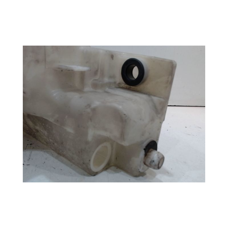 RESERVOIR LAVE-GLACE AVANT MAZDA 6