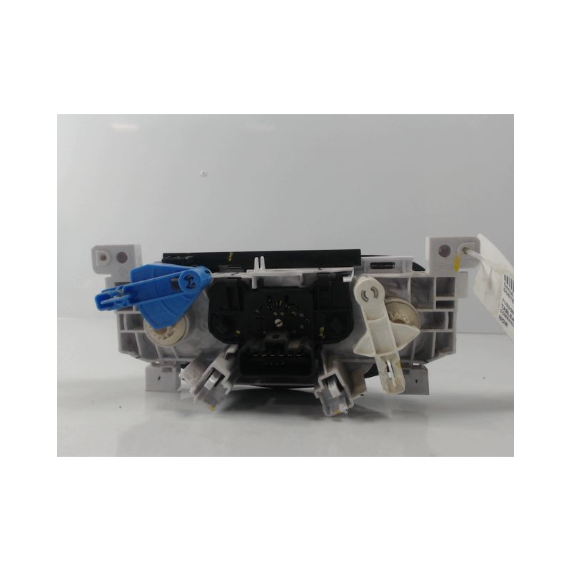 COMMANDE DE CHAUFFAGE DACIA DUSTER 2010-