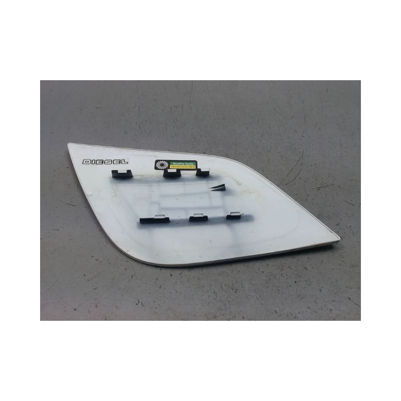 VOLET DE TRAPPE CARBURANT FORD FOCUS III Phase 2 2014-...