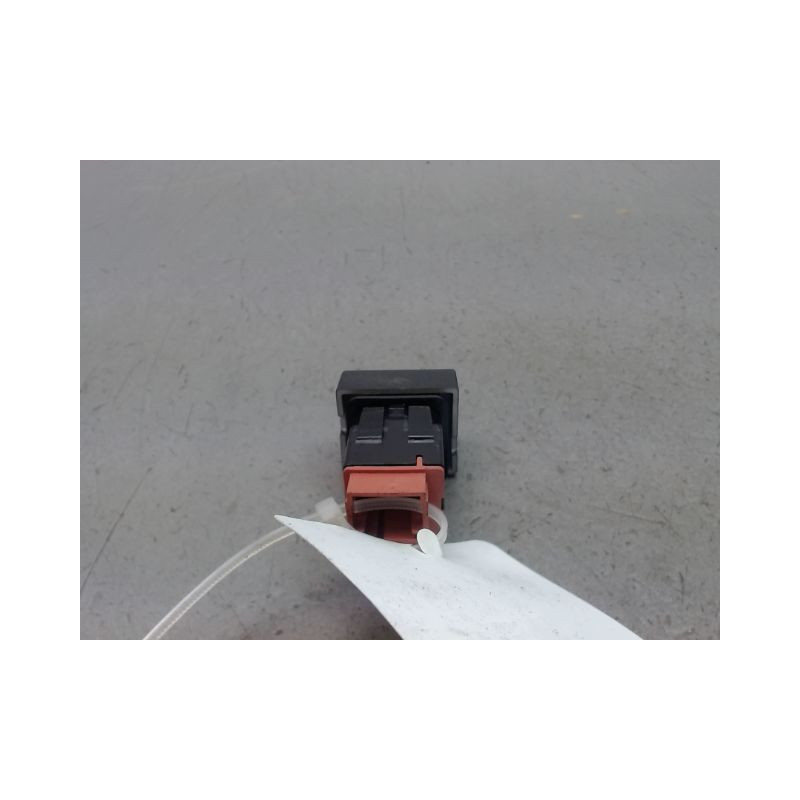 BOUTON DE WARNING CITROEN C4 PICASSO 007-