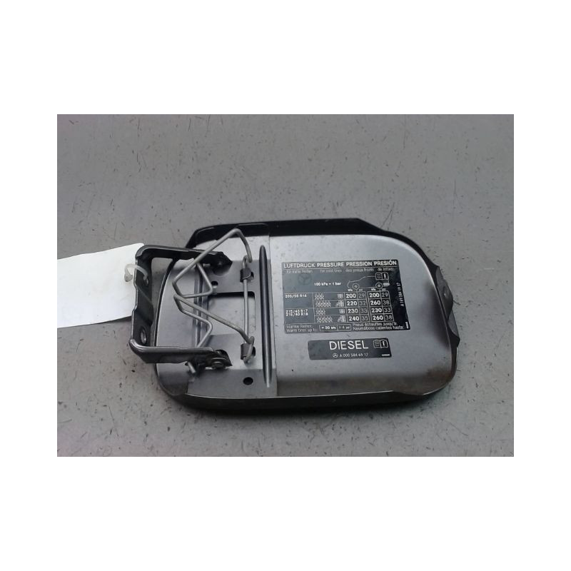 VOLET DE TRAPPE CARBURANT MERCEDES CLASSE B 2008-