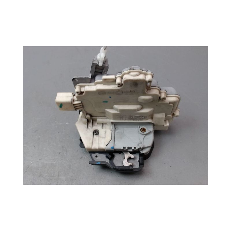 SYSTEME CONDAMNATION AVANT GAUCHE AUDI A3 II Phase 1 (8P) 2003-2008