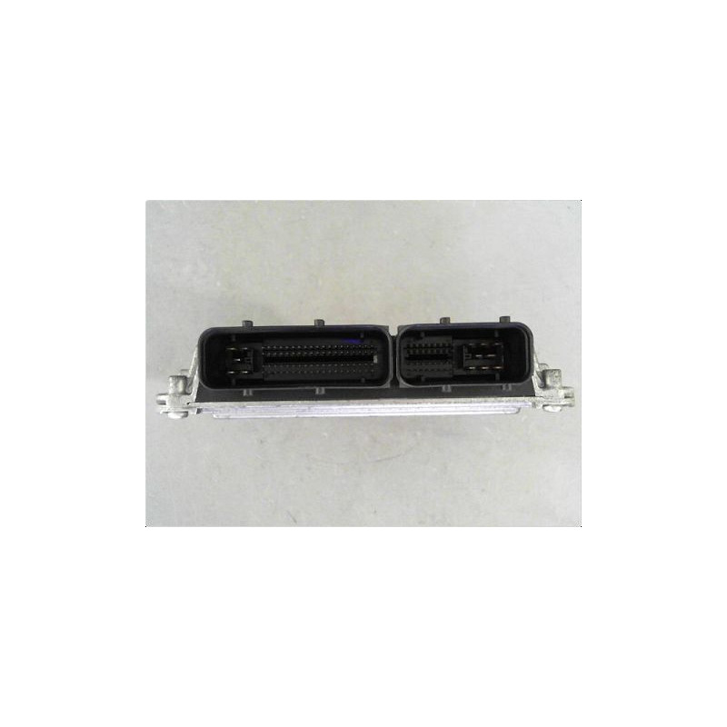 CALCULATEUR MOTEUR SKODA FABIA 2000-2004