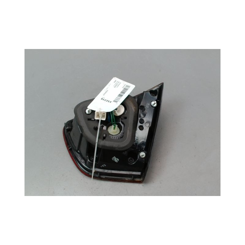 FEU ARRIERE INTERIEUR GAUCHE KIA RIO 2005-