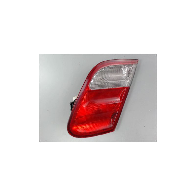 FEU ARRIERE INTERIEUR DROIT MERCEDES COUPE CLK -99
