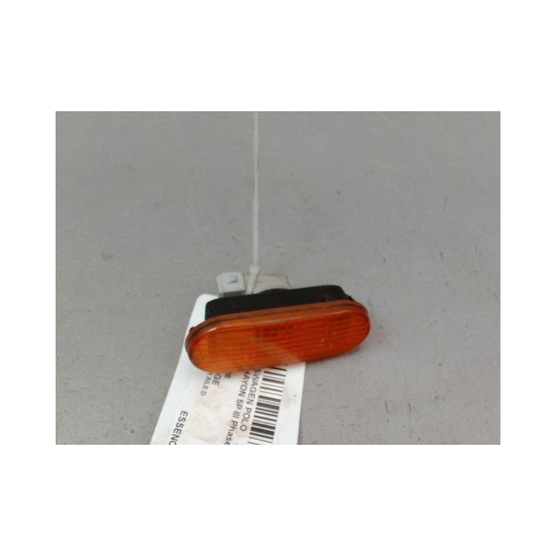 REPETITEUR AILE DROIT VOLKSWAGEN POLO III Phase 1 (6N) 1994-1999