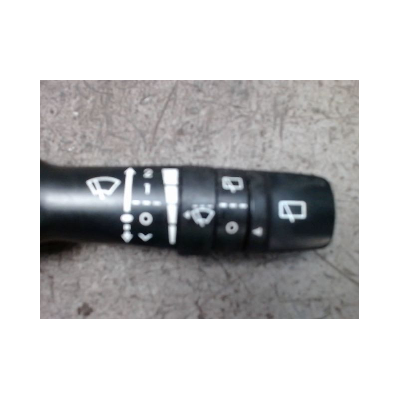 COMMANDE ESSUIE GLACE KIA VENGA 09-