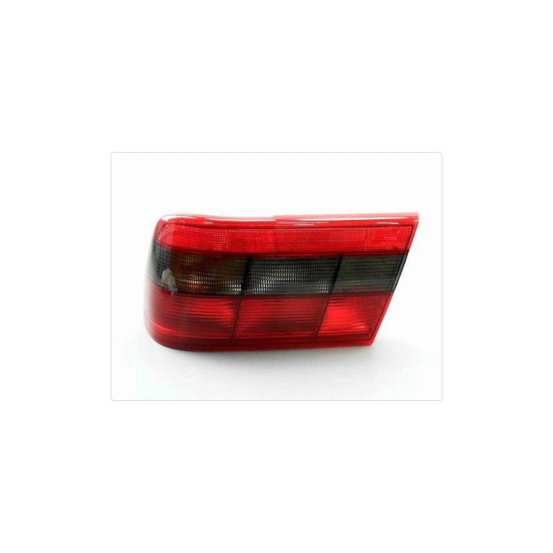 FEU ARRIERE GAUCHE  OPEL CALIBRA