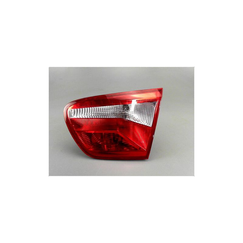 FEU ARRIERE INTERIEUR DROIT SEAT IBIZA IV 08-12